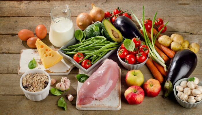 Продукты с доставкой на столе