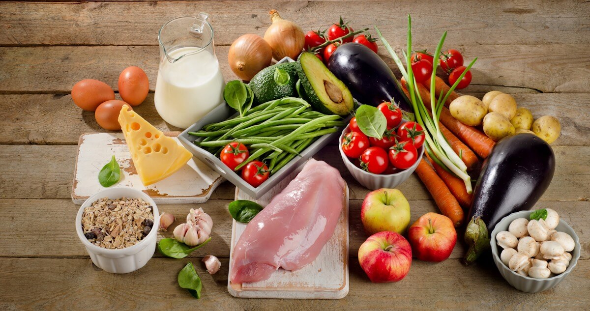 Продукты с доставкой на столе